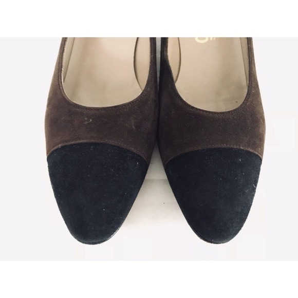Salvatore Ferragamo | Cap Toe Pump Womens Size 7.5 AA Brown Suede - Picture 9 of 12